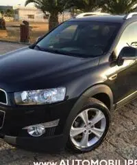 CHEVROLET Captiva 2.2 VCDi Autom. 4WD LTZ (7posti-Navi-Retrocamera) rif. 6737486