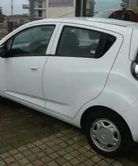 Chevrolet Spark Spark 1.0 LS GPL ECO Logic Chevrolet Spark Spark 1.0 LS GPL ECO Logic