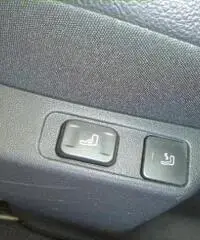 CITROEN C4 1.6.HDI 115CV EXCLUSIVE AUTOM RIF.75 rif. 7138240 CITROEN C4 1.6.HDI 115CV EXCLUSIVE AUTOM RIF.75 rif. 7138240