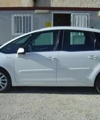 Citroen C4 Picasso 1.6 E-hdi 110 FAP Cmp6 Exclusive Citroen C4 Picasso 1.6 E-hdi 110 FAP Cmp6 Exclusive