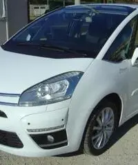 Citroen C4 Picasso 1.6 E-hdi 110 FAP Cmp6 Exclusive Citroen C4 Picasso 1.6 E-hdi 110 FAP Cmp6 Exclusive
