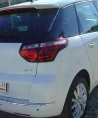 Citroen C4 Picasso 1.6 E-hdi 110 FAP Cmp6 Exclusive Citroen C4 Picasso 1.6 E-hdi 110 FAP Cmp6 Exclusive