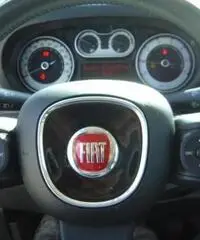 Fiat 500 L 1.3 Multijet 95 CV Lounge Fiat 500 L 1.3 Multijet 95 CV Lounge
