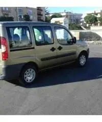 Fiat Doblò 1.6 16V Natural Power Active