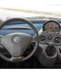 Fiat Multipla 1.6 16V Natural Power Dynamic