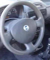 FIAT Punto 1.2 5 porte Active Natural Power rif. 7196884