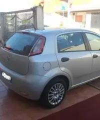 FIAT Punto 1.3 MJT II 75 CV 5 porte Easy rif. 7196886 FIAT Punto 1.3 MJT II 75 CV 5 porte Easy rif. 7196886