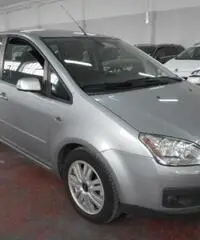 FORD Focus C-Max 2.0 (145CV) 16V Ghia - Km. 67.000 - Leggi Descrizi rif. 7152404 FORD Focus C-Max 2.0 (145CV) 16V Ghia - Km. 67.000 - Leggi Descrizi rif. 7152404