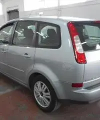 FORD Focus C-Max 2.0 (145CV) 16V Ghia - Km. 67.000 - Leggi Descrizi rif. 7152404 FORD Focus C-Max 2.0 (145CV) 16V Ghia - Km. 67.000 - Leggi Descrizi rif. 7152404