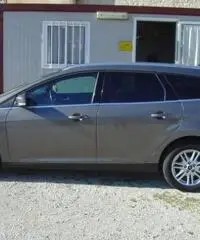 Ford Focus Station Wagon 1.6 Tdci 115 CV SW Titanium Ford Focus Station Wagon 1.6 Tdci 115 CV SW Titanium