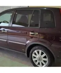 Ford Fusion 1.4 GPL Titanium Off Road Ford Fusion 1.4 GPL Titanium Off Road