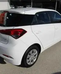 HYUNDAI i20 1.1 CRDi 12V 5 porte Classic rif. 7093876 HYUNDAI i20 1.1 CRDi 12V 5 porte Classic rif. 7093876