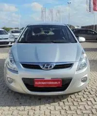 HYUNDAI i20 1.4 CRDi 5p. Comfort rif. 7156461 HYUNDAI i20 1.4 CRDi 5p. Comfort rif. 7156461