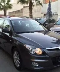 HYUNDAI i30 CW 1.6 CRDi 90CV 6m. Active Special HYUNDAI i30 CW 1.6 CRDi 90CV 6m. Active Special