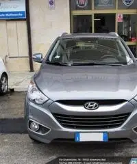 HYUNDAI iX35 1.7 CRDi 2WD USB 17 HYUNDAI iX35 1.7 CRDi 2WD USB 17