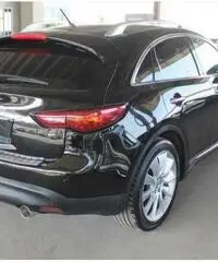 INFINITI FX30 d S Premium