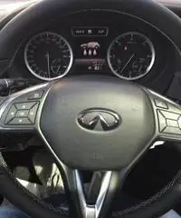 INFINITI Q30 2.2 diesel DCT Premium Tech INFINITI Q30 2.2 diesel DCT Premium Tech