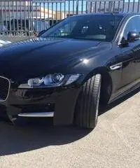 Jaguar XF 2.0d 180 CV R-Sport Automatico