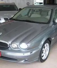 Jaguar X-type 2.0d Executive EU3 Jaguar X-type 2.0d Executive EU3