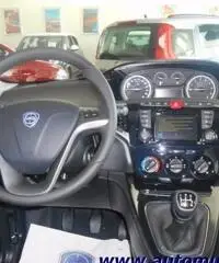 LANCIA Ypsilon 0.9 T.Air 85 CV 5 porte Metano Ecochic Silver LANCIA Ypsilon 0.9 T.Air 85 CV 5 porte Metano Ecochic Silver
