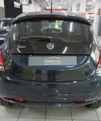 LANCIA Ypsilon 0.9 TwinAir 85 CV 5 porte Metano Ecochic Silver LANCIA Ypsilon 0.9 TwinAir 85 CV 5 porte Metano Ecochic Silver