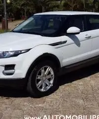 LAND ROVER Range Rover Evoque 2.2 TD4 Pure Tech (Navi-Pelle-C.Autom. 9m)