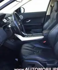 LAND ROVER Range Rover Evoque 2.2 TD4 Pure (C. Automatico-Xeno-Pelle) LAND ROVER Range Rover Evoque 2.2 TD4 Pure (C. Automatico-Xeno-Pelle)