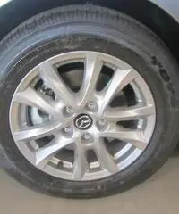 Mazda Mazda3 2.2 Skyactiv-D Evolve Mazda Mazda3 2.2 Skyactiv-D Evolve