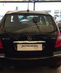 MERCEDES-BENZ A 180 CDI Elegance - Automatica
