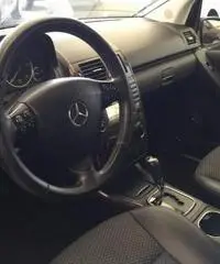MERCEDES-BENZ A 180 CDI Elegance - Automatica