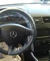 MERCEDES-BENZ A 200 CDI Premium Nav+Pelle *77000 Km* MERCEDES-BENZ A 200 CDI Premium Nav+Pelle *77000 Km*