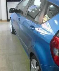 MERCEDES-BENZ A 180 CDI Avantgarde Edition 10 MERCEDES-BENZ A 180 CDI Avantgarde Edition 10