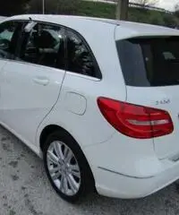 MERCEDES-BENZ B 180 CDI Executive