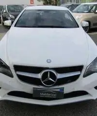 MERCEDES-BENZ E 220 d Coupé Sport MERCEDES-BENZ E 220 d Coupé Sport