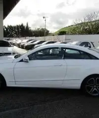 MERCEDES-BENZ E 220 d Coupé Sport MERCEDES-BENZ E 220 d Coupé Sport