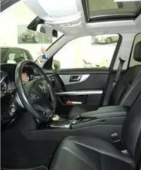 Mercedes-Benz GLK 220 CDI 4Matic BlueEFFICIENCY Premiu Mercedes-Benz GLK 220 CDI 4Matic BlueEFFICIENCY Premiu