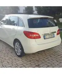 Mercedes classe B 180 1500cdi 109cv 2014 Mercedes classe B 180 1500cdi 109cv 2014