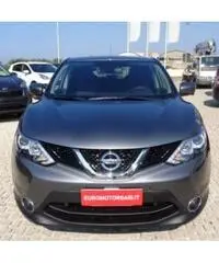 NISSAN Qashqai 1.5 dCi N-Connecta NAVY GARANZIA NISSAN NISSAN Qashqai 1.5 dCi N-Connecta NAVY GARANZIA NISSAN