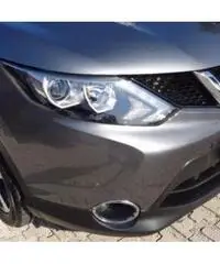 NISSAN Qashqai 1.5 dCi N-Connecta NAVY GARANZIA NISSAN NISSAN Qashqai 1.5 dCi N-Connecta NAVY GARANZIA NISSAN