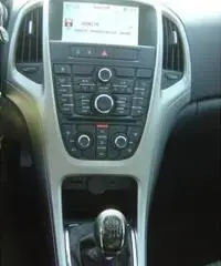 Opel Astra Station Wagon 1.7 Cdti 110cv Sp.tourer Cosmo Opel Astra Station Wagon 1.7 Cdti 110cv Sp.tourer Cosmo