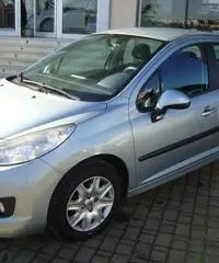 Peugeot 207 HDI 70cv 5P. Energie Sport Peugeot 207 HDI 70cv 5P. Energie Sport