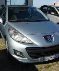 Peugeot 207 HDI 70cv 5P. Energie Sport Peugeot 207 HDI 70cv 5P. Energie Sport