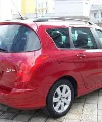 Peugeot 308 SW 1.6 e-HDi 112CV S&S Business Navy Peugeot 308 SW 1.6 e-HDi 112CV S&S Business Navy