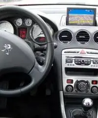 Peugeot 308 SW 1.6 e-HDi 112CV S&S Business Navy Peugeot 308 SW 1.6 e-HDi 112CV S&S Business Navy