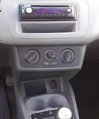 Seat Ibiza 1.2 12V 70cv 5P. Reference Dual Seat Ibiza 1.2 12V 70cv 5P. Reference Dual