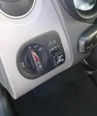 Seat Ibiza 1.2 12V 70cv 5P. Reference Dual Seat Ibiza 1.2 12V 70cv 5P. Reference Dual