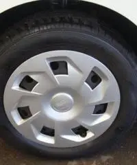 SEAT Mii 1.0 68 CV 3 porte Reference Ecofuel