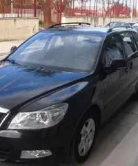 SKODA Octavia Station Wagon 1.6 TDI CR F.AP. DSG Wag. Amb.