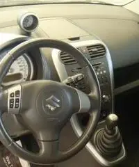 SUZUKI Splash 1.0 GPL GLS Safety Pack SUZUKI Splash 1.0 GPL GLS Safety Pack