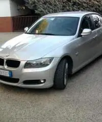 Vendo bmw 320 xdrive futura e90